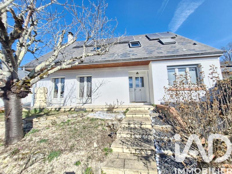 Maison - 138 m² - 7 pièces