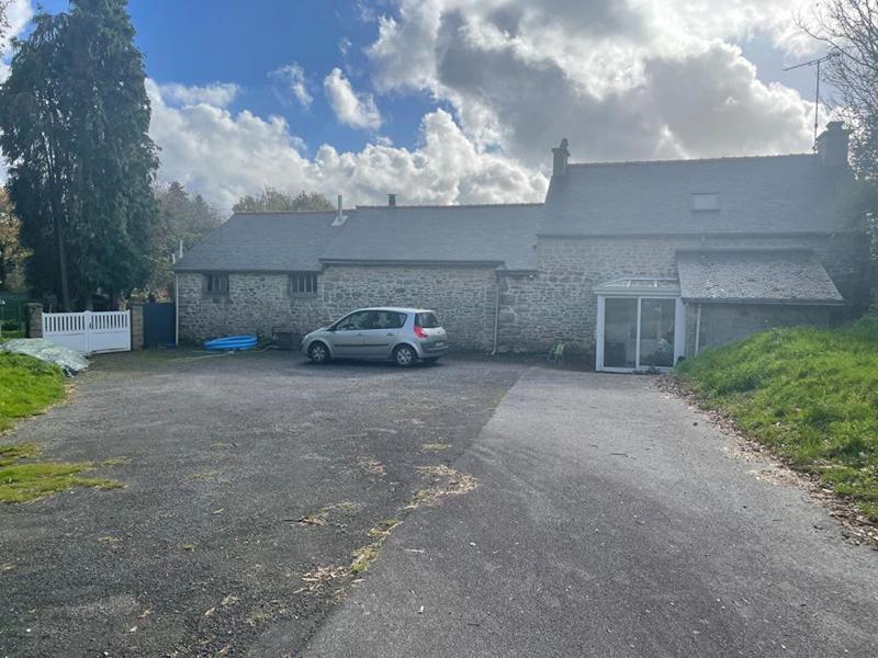 Maison - 225 m² - 8 pièces