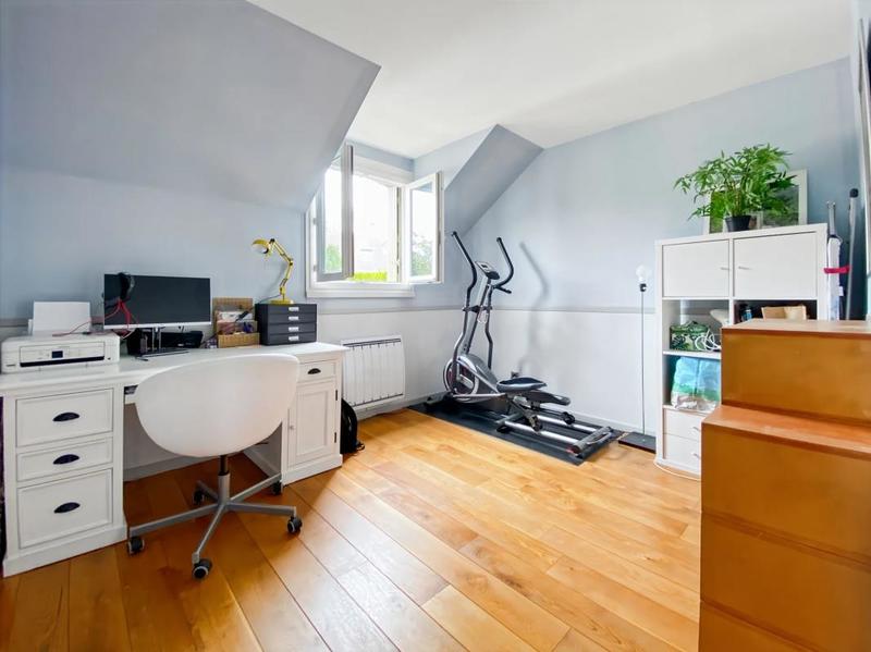 Maison - 141 m² - 7 pièces