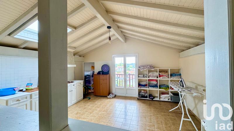 Maison - 224 m² - 11 pièces