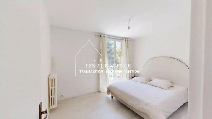 Appartement - 75 m² - 4 pièces