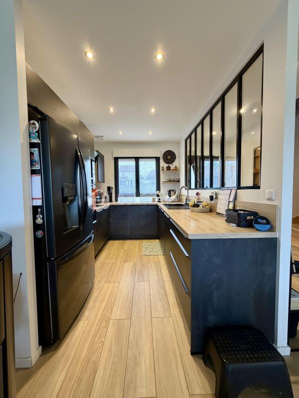 Maison - 103 m² - 5 pièces