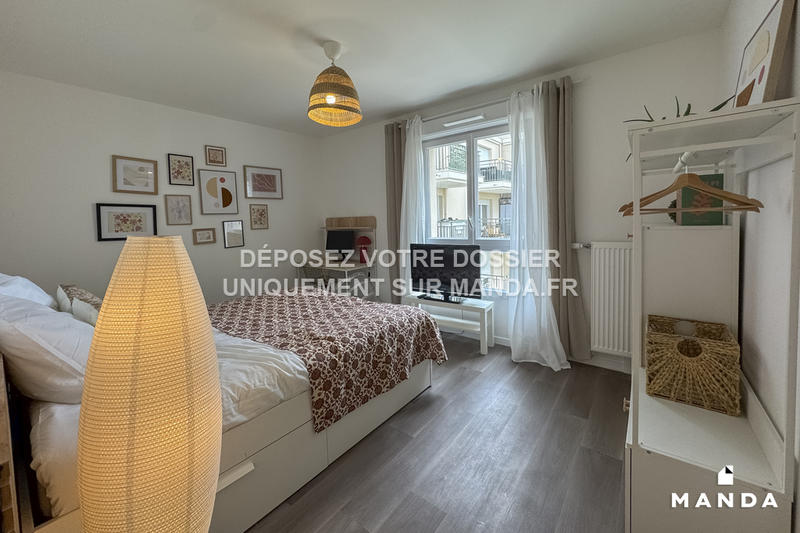 Chambre - 9 m² - 4 pièces