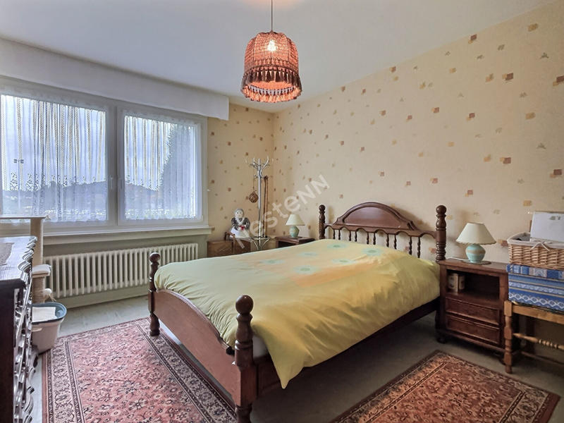 Maison - 187 m² - 8 pièces