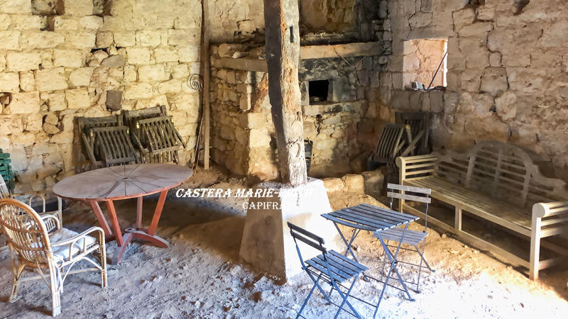 Maison en pierre - 202 m² - 7 pièces