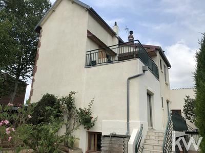 Maison - 110 m² - 6 pièces