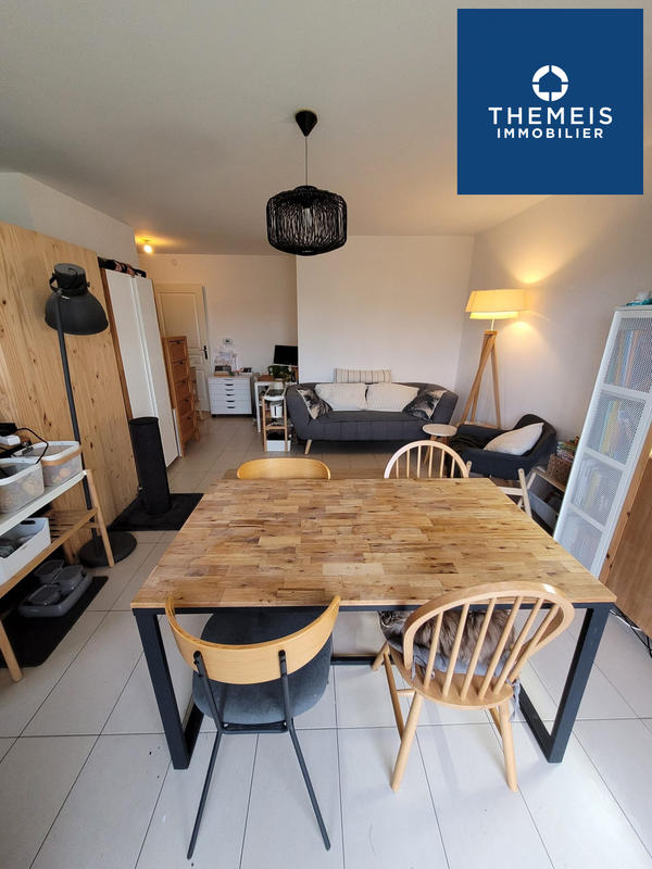 Appartement - 65 m² - 3 pièces