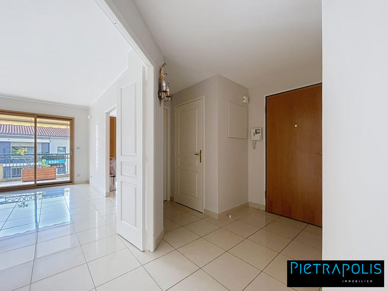 Appartement - 130 m² - 4 pièces