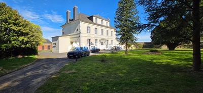 Maison de maîtres - 393 m² - 10 pièces