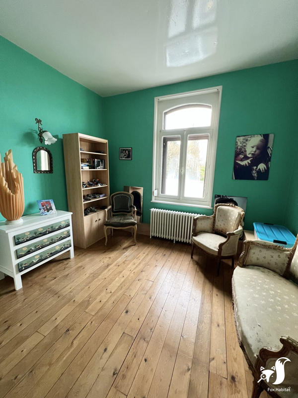 Maison - 249 m² - 9 pièces