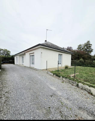 Maison - 93 m² - 6 pièces