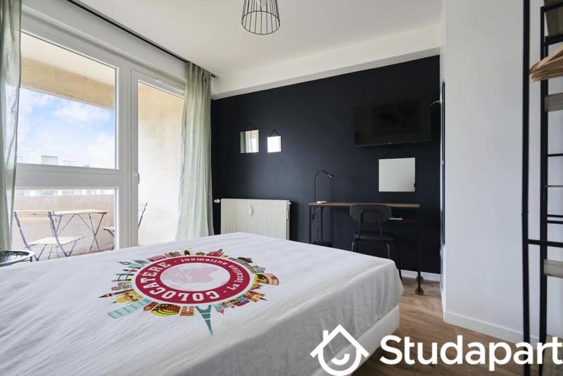 Chambre - 11 m² - 1 pièce