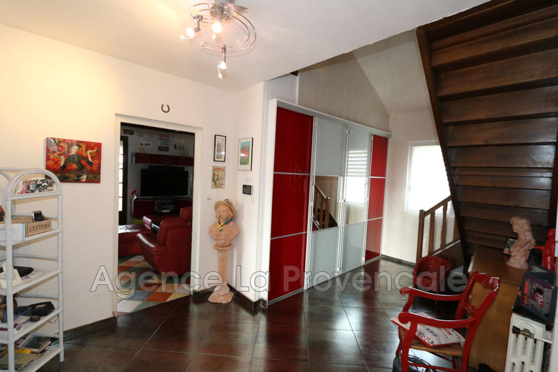 Villa - 273 m² - 6 pièces