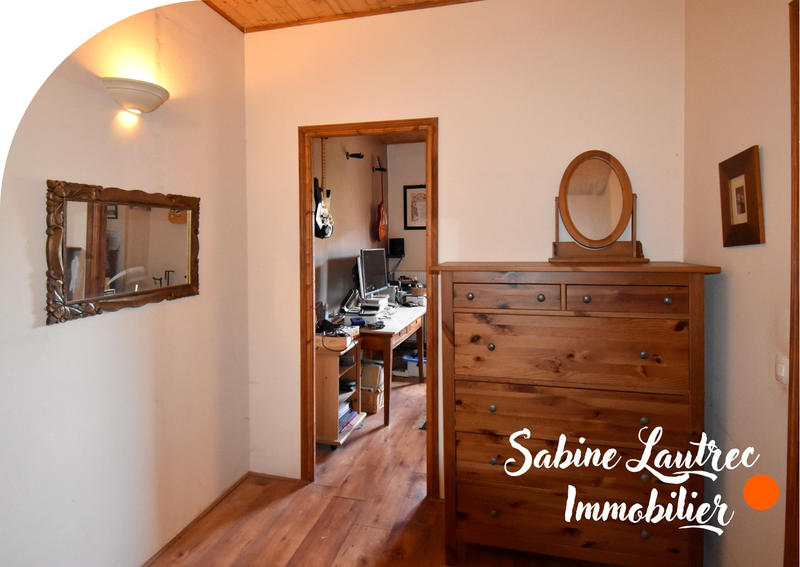 Propriété - 270 m² - 7 pièces