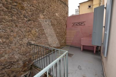 Immeuble - 126 m² - 8 pièces