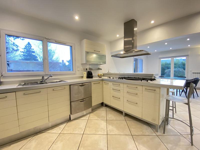 Villa - 183 m² - 7 pièces