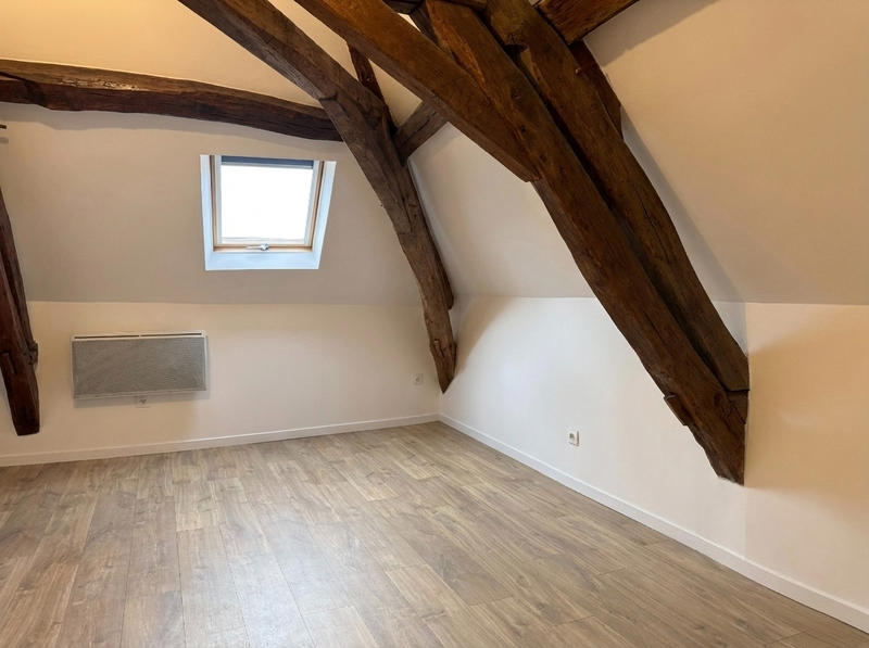 Maison - 96 m² - 3 pièces