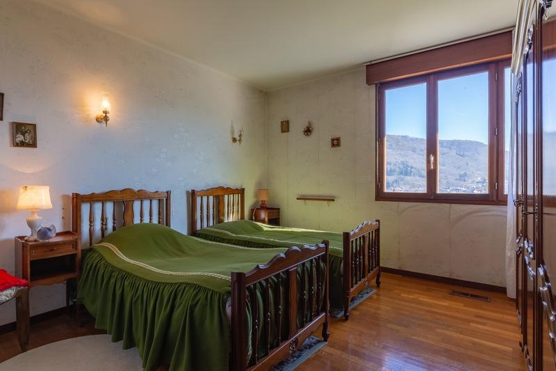 Propriété - 195 m² - 10 pièces