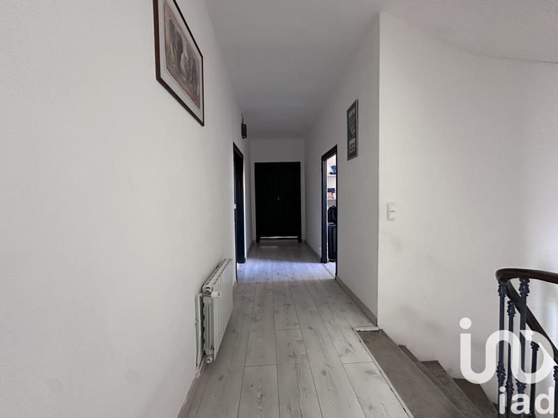 Maison - 185 m² - 5 pièces