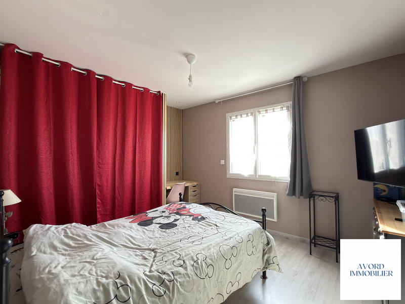 Maison - 96 m² - 4 pièces