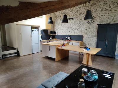 Appartement - 90 m² - 3 pièces