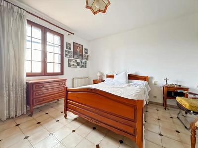 Maison - 157 m² - 7 pièces