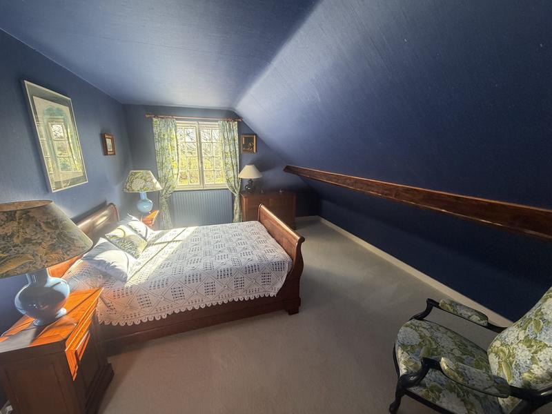 Maison - 328 m² - 7 pièces