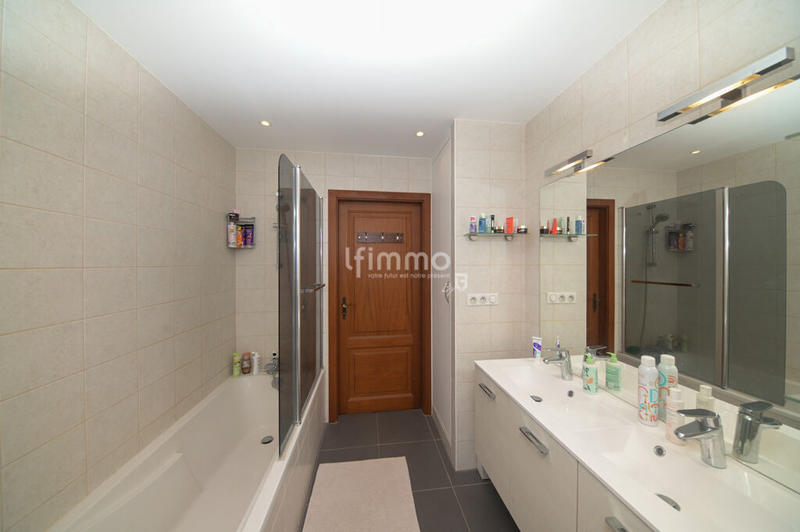 Duplex - 101 m² - 5 pièces