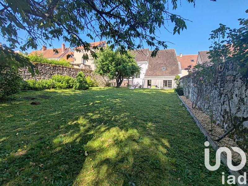 Maison - 178 m² - 8 pièces