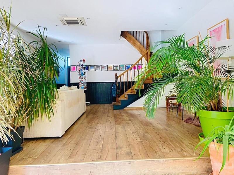 Maison - 190 m² - 6 pièces