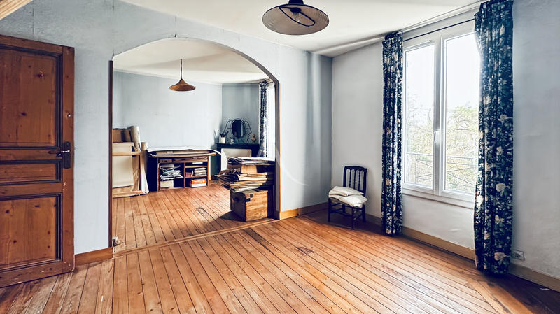 Maison - 202 m² - 6 pièces