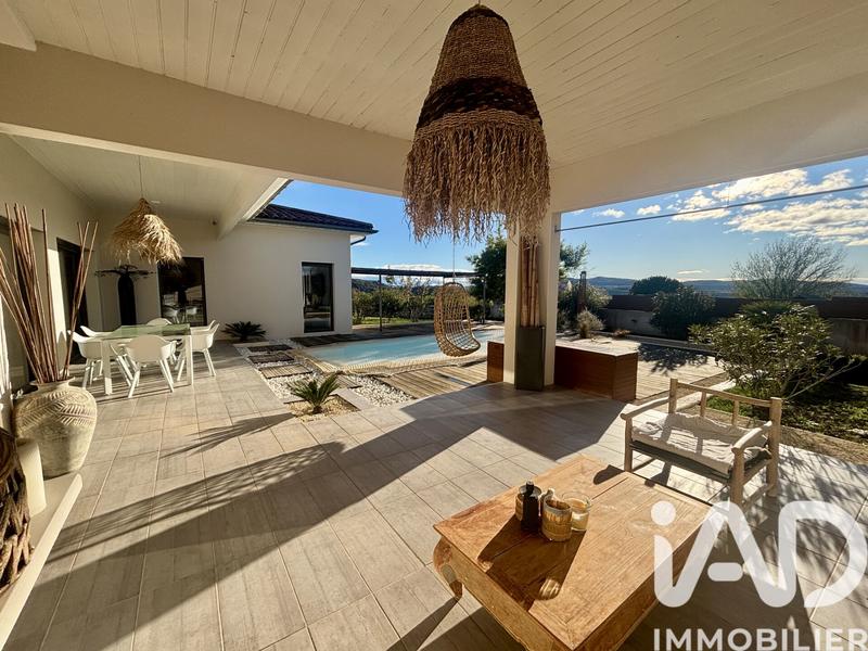 Maison - 145 m² - 5 pièces