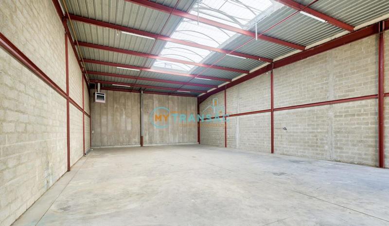 Local d'activités - 435 m²