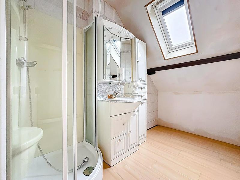 Maison - 114 m² - 7 pièces