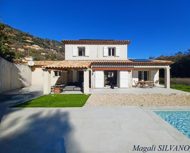 Villa - 160 m² - 5 pièces