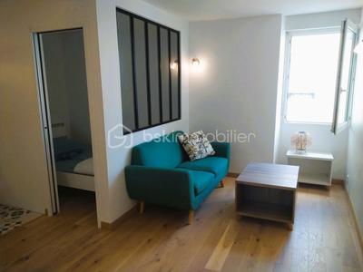 Immeuble - 170 m² - 6 pièces