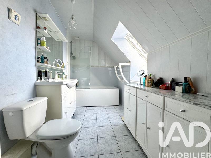 Maison - 152 m² - 7 pièces