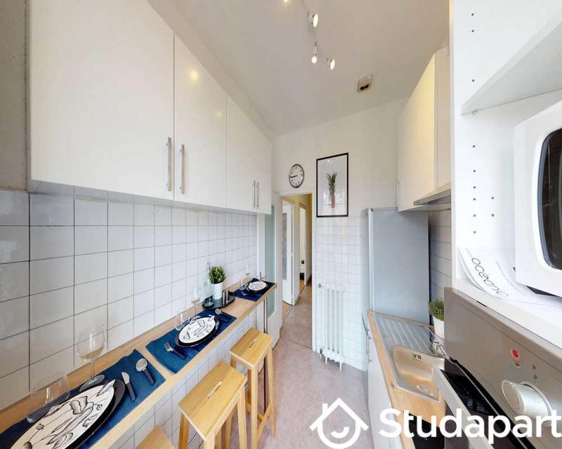 Chambre - 60 m² - 1 pièce