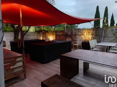 Local commercial - 262 m²