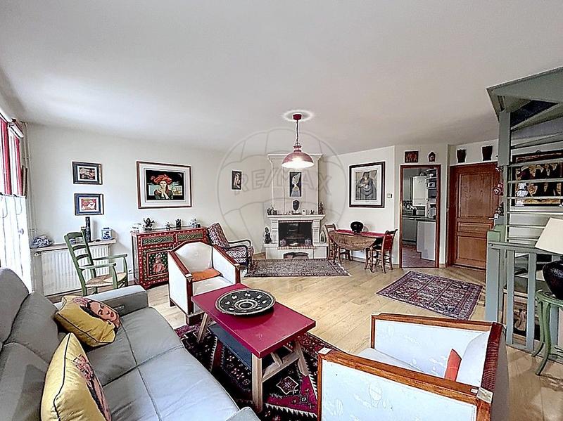 Maison - 136 m² - 5 pièces