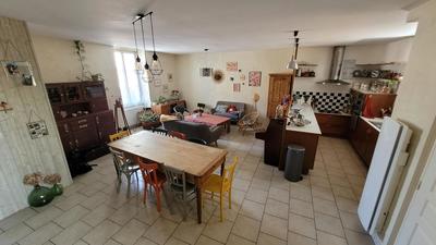 Maison - 120 m² - 6 pièces