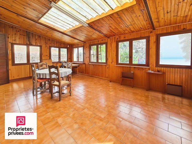 Villa - 100 m² - 5 pièces