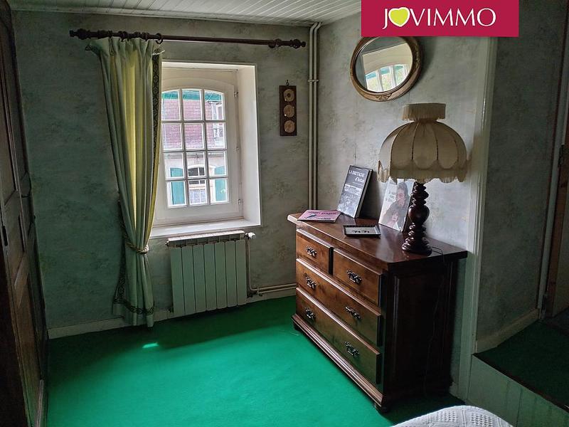 Maison - 215 m² - 8 pièces