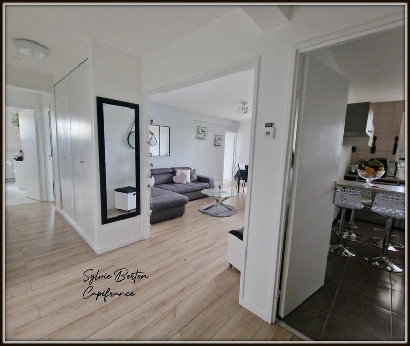 Appartement - 84 m² - 4 pièces