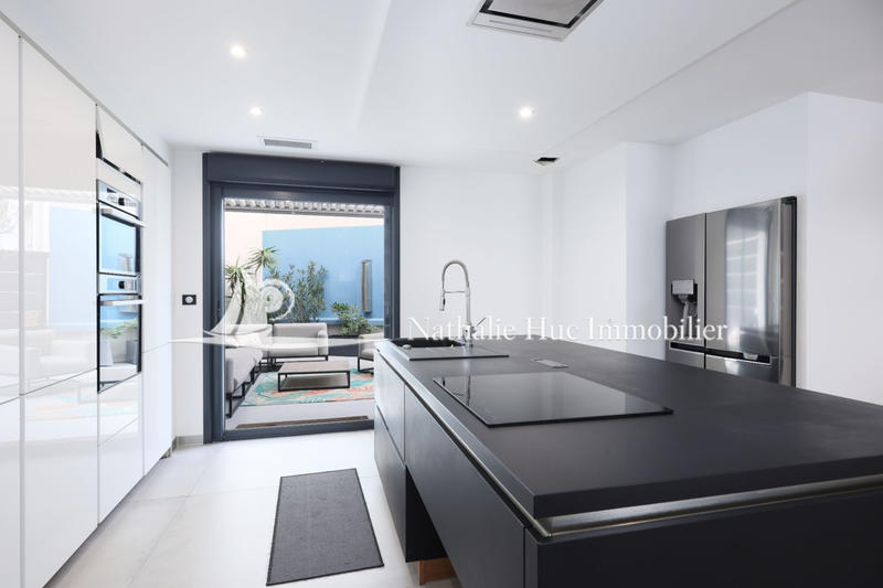 Appartement - 168 m² - 5 pièces