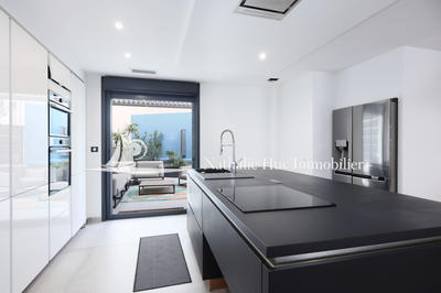 Appartement - 168 m² - 5 pièces