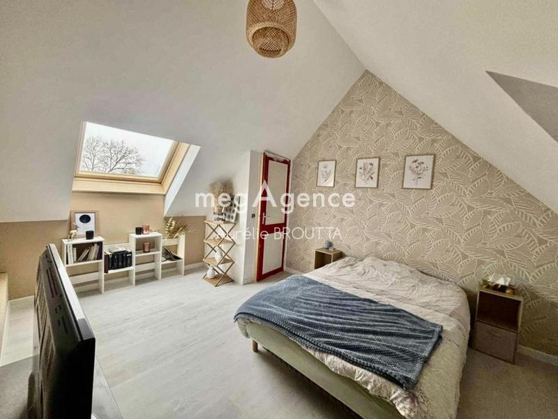 Maison - 135 m² - 6 pièces