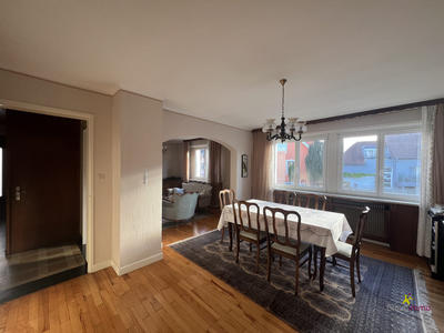 Maison - 147 m² - 6 pièces