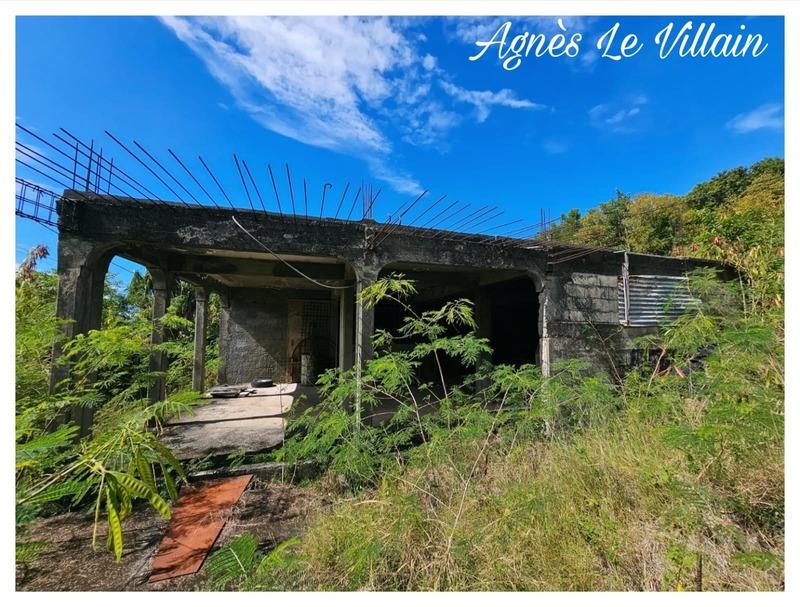 Terrain constructible - 1 501 m²