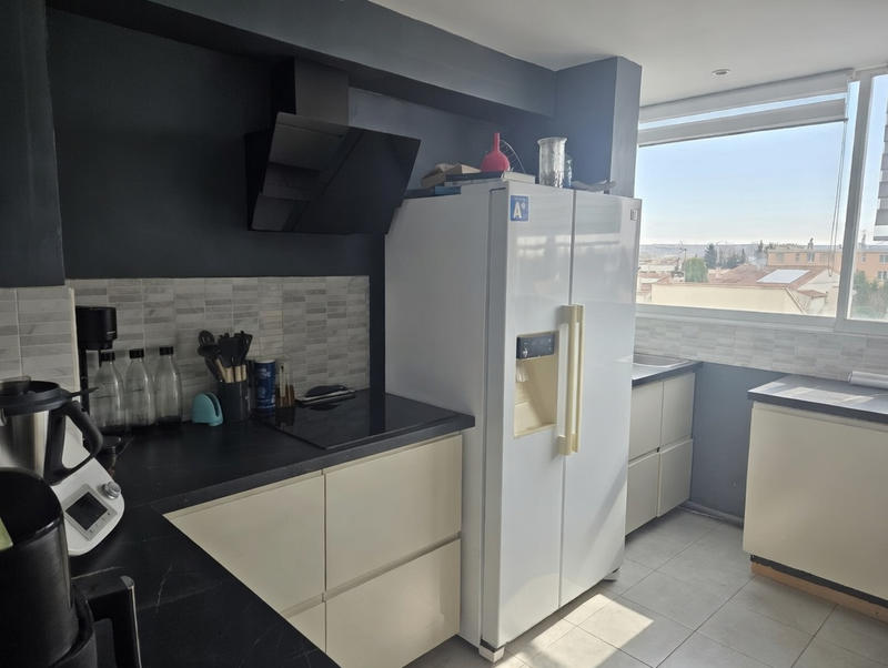 Appartement - 75 m² - 4 pièces